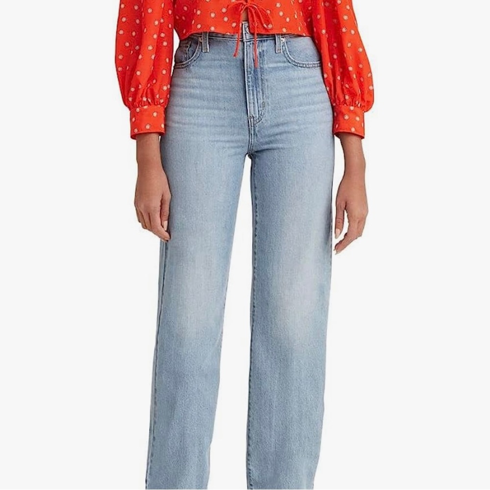 Levi’s High Waisted Straight Jeans, Light Wash, 29